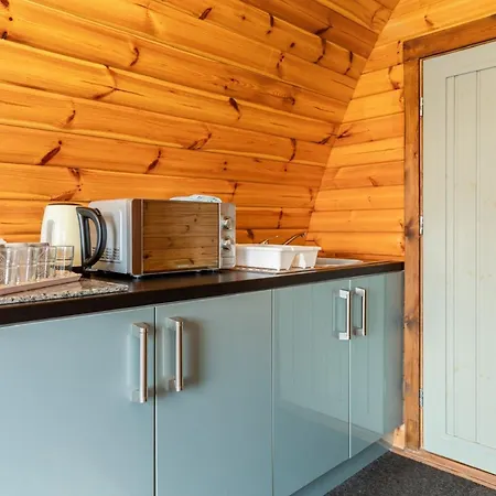 Cosy Glamping In The Valley - And Mega Pods Camping Eskdale