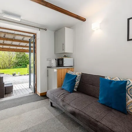 Camping Cosy Glamping In The Valley - And Mega Pods Eskdale