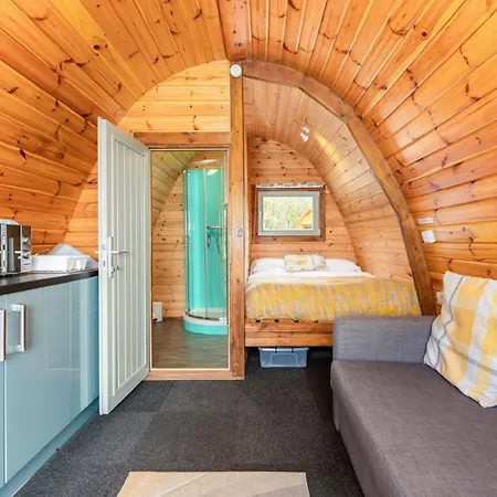 Camping Cosy Glamping In The Valley - And Mega Pods Eskdale