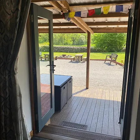 Camping Cosy Glamping In The Valley - And Mega Pods Eskdale