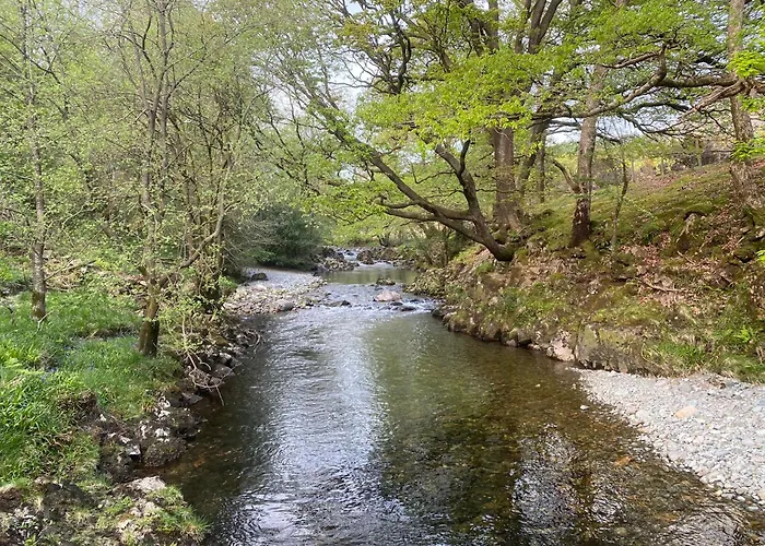 Cosy Glamping In The Valley - And Mega Pods * إسكاديل