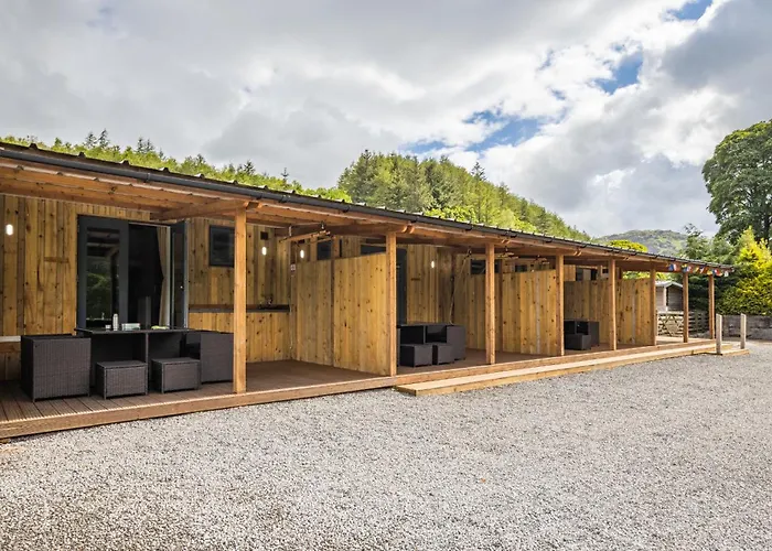 مكان تخييم Cosy Glamping In The Valley - And Mega Pods *