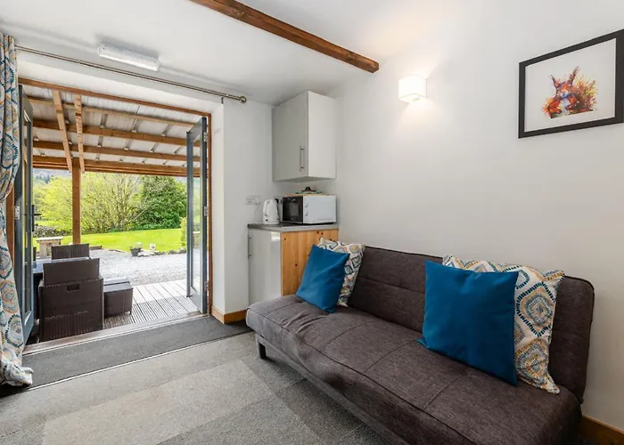 مكان تخييم Cosy Glamping In The Valley - And Mega Pods إسكاديل